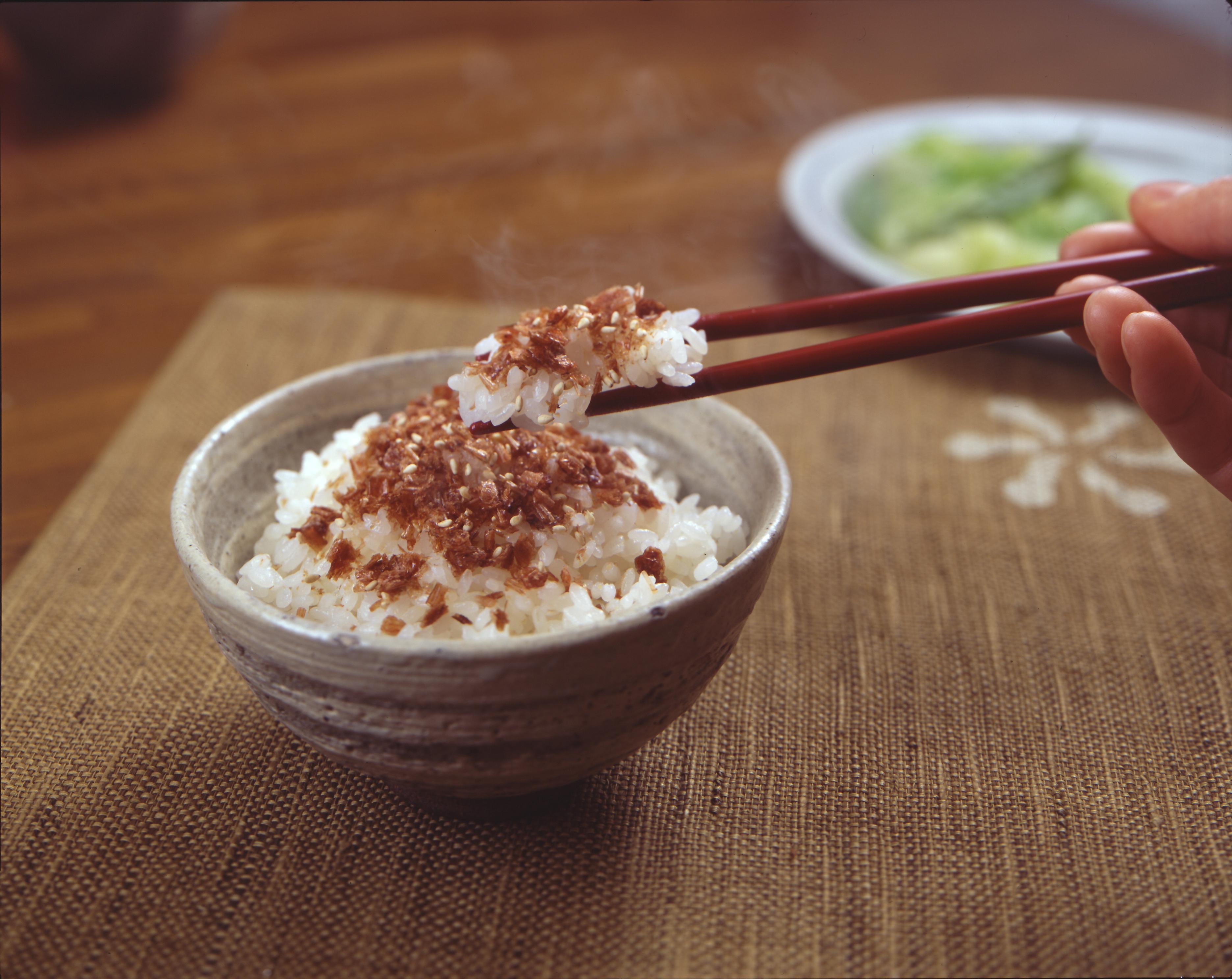 新ふりかけ鰹と有機ごま